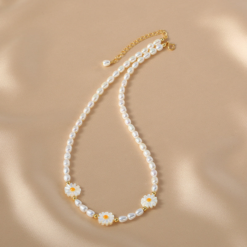 Natural Freshwater Millet Pearl Necklace Advanced Original Design Little Daisy Clavicle Chain Versatile Necklace