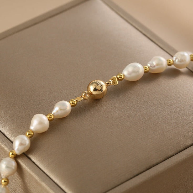 Natural Pearl Necklace Temperament Personality Irregular Baroque Pearl Clavicle Chain Fashion Versatile Absorbing Iron Buckle Necklace