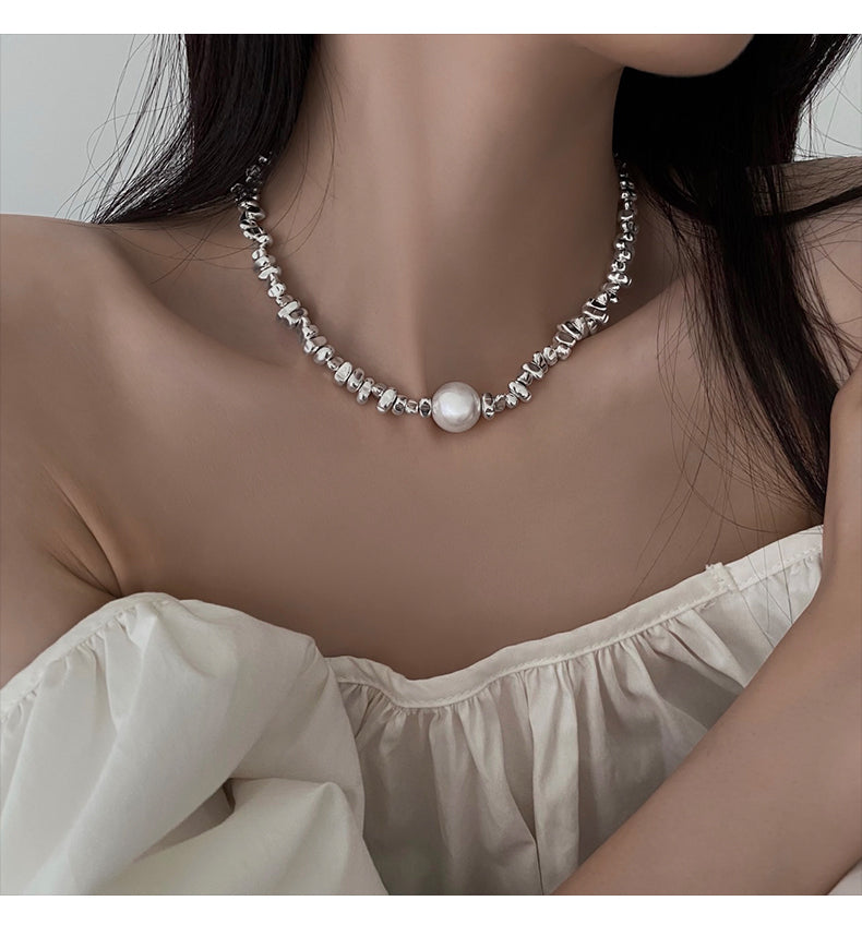 Light luxury temperament broken silver pearl stitching necklace female summer niche design high-end collarbone chain neck with accessories